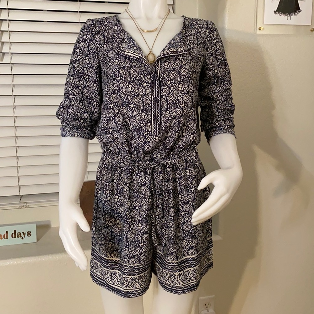 Navy & Cream Paisley Romper Size 0